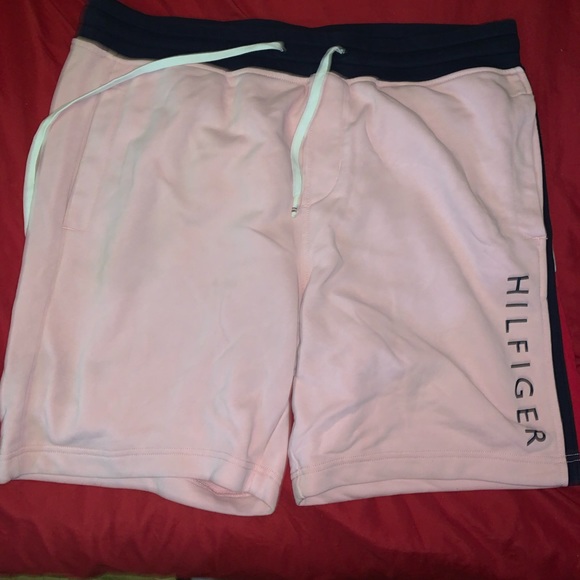 Tommy Hill figure men shorts - Picture 2 of 3
